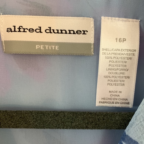 Skirt and top - Picture 4 of 9